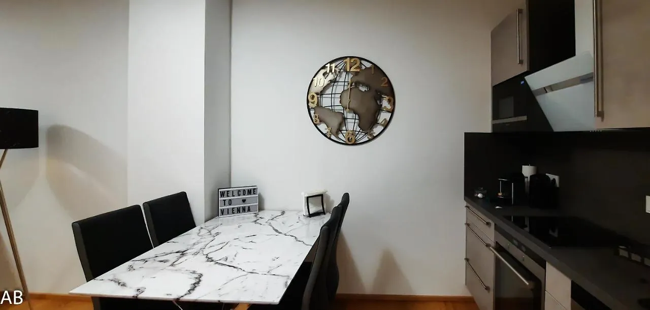 וינה Superior Apartment & Rooftop Pool